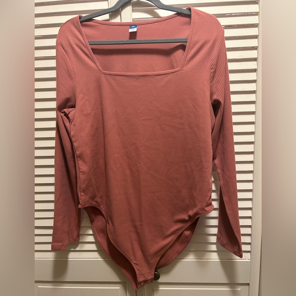Old Navy Women's Terracotta Long Sleeve Bodysuit